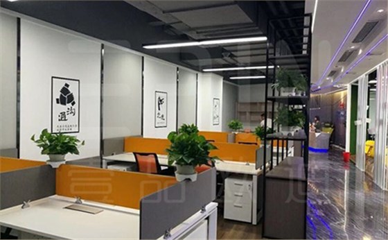 成都現(xiàn)代時尚辦公家具材料應(yīng)該如何選擇