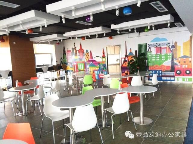 【央視新聞客戶端】京東JD讓老百姓放心網(wǎng)購，壹品歐迪讓京東JD綠色辦公