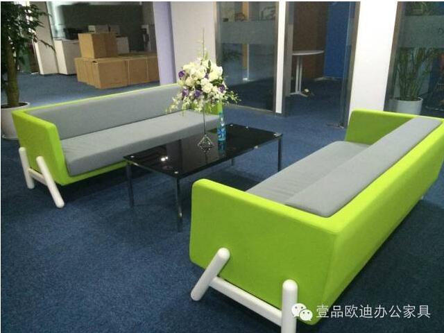 【央視新聞客戶端】京東JD讓老百姓放心網(wǎng)購，壹品歐迪讓京東JD綠色辦公